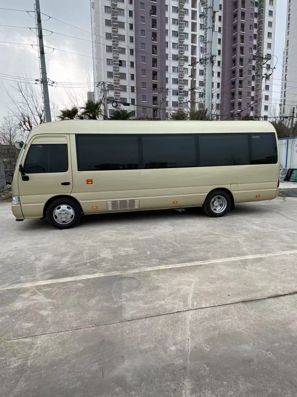 豪华考斯特1700元起